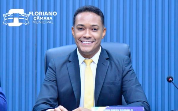 Câmara de Floriano aprova lei que cria programa "Remédio em Casa"