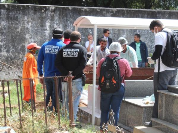 Corpo do estudante Ruan Pedreira é exumado quase um ano após o crime