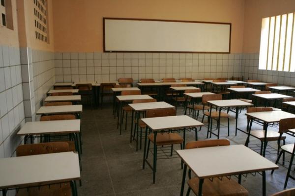 Projetos que auxiliam educação pública se reinventam na pandemia