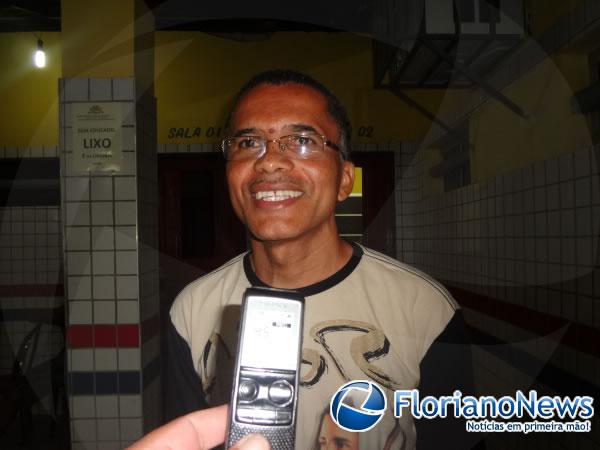 Padre Lu&iacute;s Carlos(Imagem:FlorianoNews)