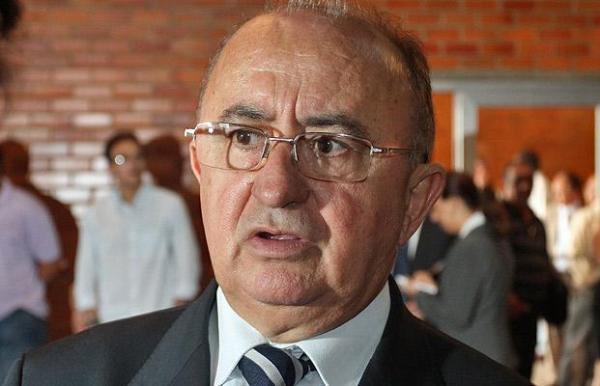 Júlio César declara que não foi convidado para reunião que dividiu os cargos federais no Piauí
