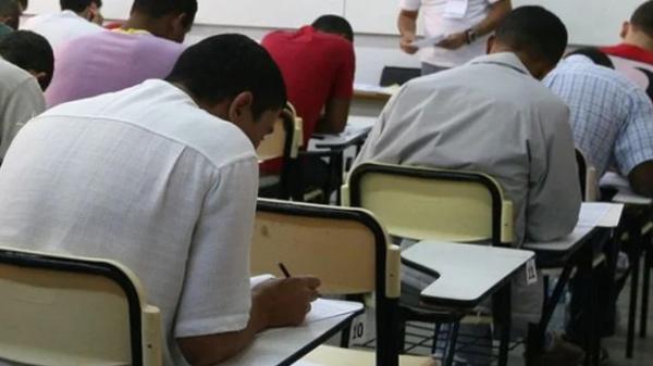 Câmara Federal analisará a proibição de concursos com cadastro de reserva