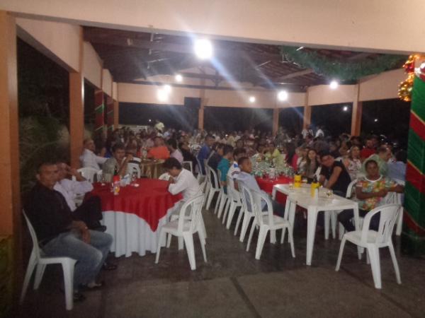 Câmara de Vereadores de Floriano realiza festa de confraternização de Natal
