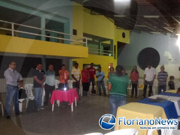 FAMEPI promoveu reuni&atilde;o para discutir problemas dos bairros de Floriano(Imagem:FlorianoNews)