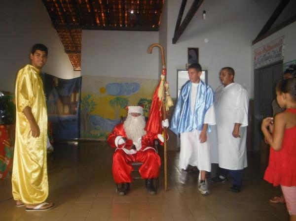 Papai Noel participou de confraternização de Natal na APAE de Floriano.(Imagem:FlorianoNews)