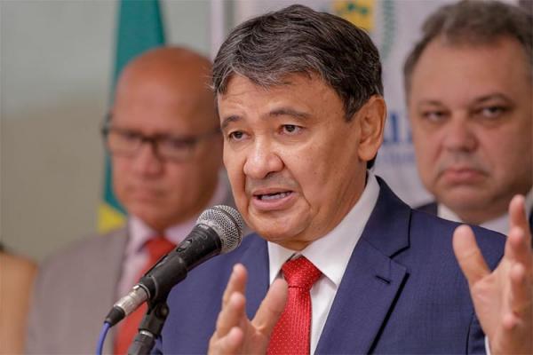 Governador envia mensagem sobre aumento dos professores na segunda-feira