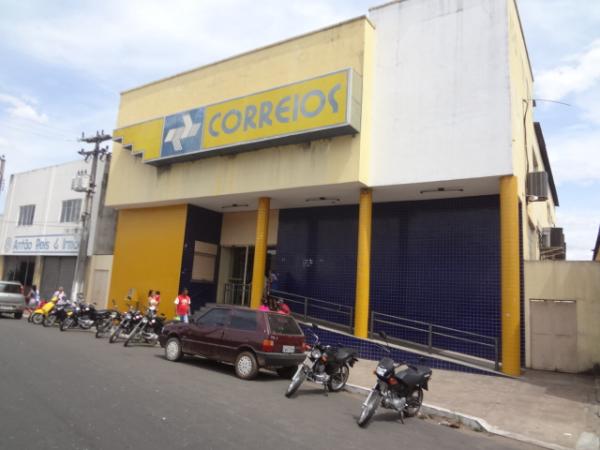 Correios entregam cart&otilde;es do Enem em Floriano(Imagem:FlorianoNews)