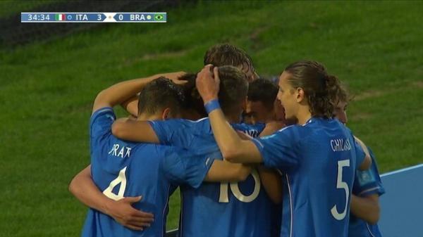 Brasil cochila no início, corre atrás tarde demais e perde para Itália no Mundial Sub-20