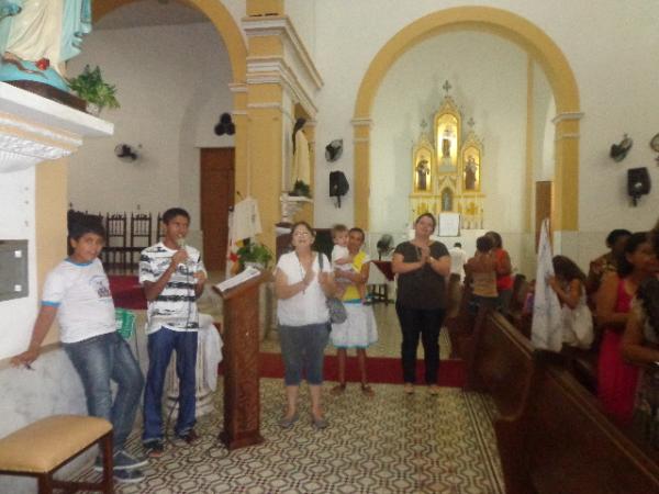 Par&oacute;quia S&atilde;o Pedro de Alc&acirc;ntara festeja Pentecostes do Divino Espirito Santo.(Imagem:Par&oacute;quia S&atilde;o Pedro de Alc&acirc;ntara festeja Pentecoste)