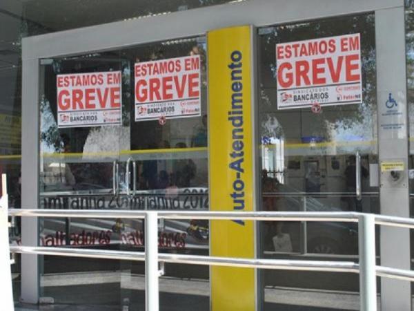 Bancários do Piauí aderem à greve nacional e pedem reajuste de 12,5%