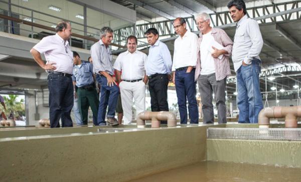 Wellington visita complexo de piscicultura no Acre