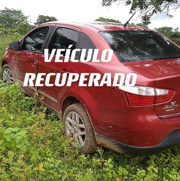 Veículo roubado em Barão de Grajaú é recuperado pela Polícia Militar em bairro de Floriano