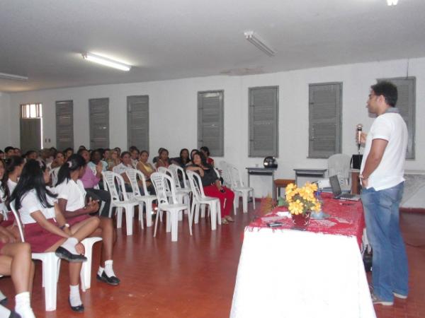 Realizado em Floriano o IV Ciclo de Palestras do CEJA