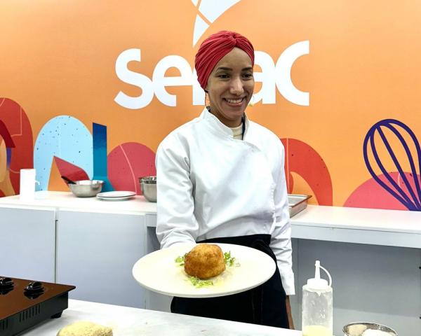 Piauí apresenta o tradicional salgado "bomba" no Cozinha Show do Salão do Turismo
