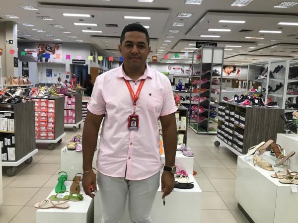 Aproveite as promoções e ofertas especiais no setor de calçados do Paraíba neste mês de junho