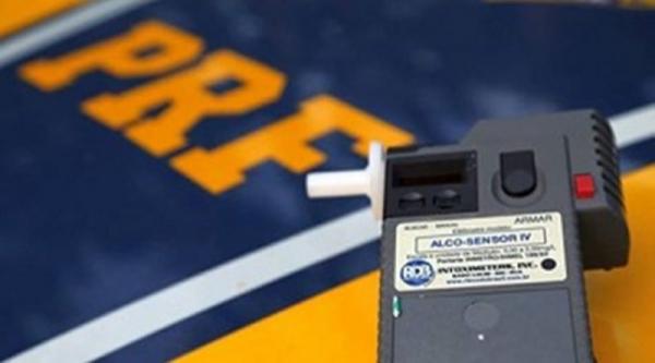Condutor embriagado é preso pela PRF após ser flagrado conduzindo veículo na BR 230, em Floriano