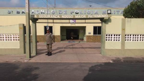 Estabelecimento comercial é alvo de assaltantes em Floriano