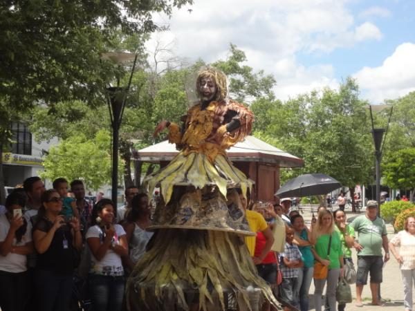 Núcleo Às de Paus apresenta espetáculo "A Pereira da Tia Miséria" em Floriano