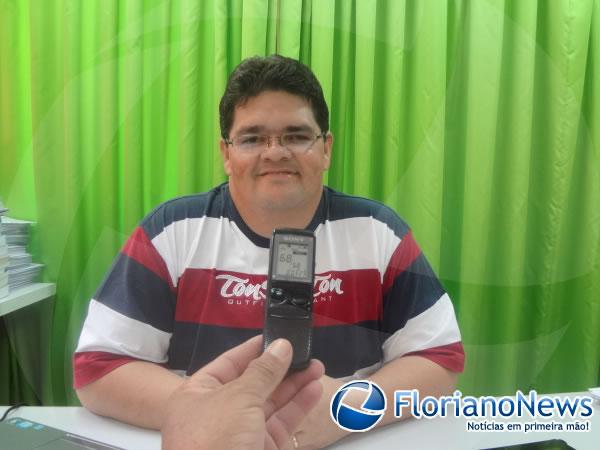 Professor Odim&oacute;genes Soares(Imagem:FlorianoNews)