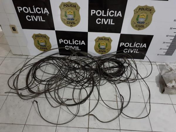 Homens s&atilde;o presos acusados de furto de fios da rede el&eacute;trica(Imagem:Reprodu&ccedil;&atilde;o)