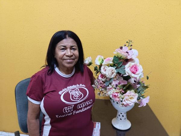 Madalena Laurentino, diretora do Gin&aacute;sio Primeiro de Maio.(Imagem:FlorianoNews)