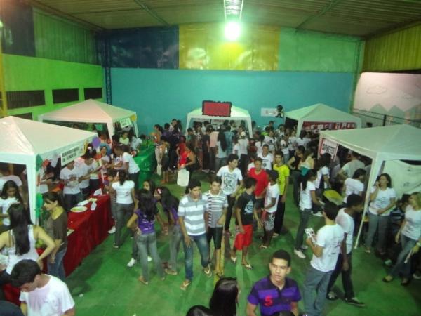 Escola Pequeno Pr&iacute;ncipe realizou XIV Feira de Ci&ecirc;ncias. (Imagem:FlorianoNews)