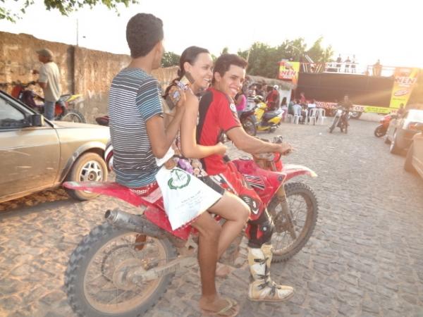 A cidade de Francisco Aires est&aacute; de festejo.(Imagem:FlorianoNews)