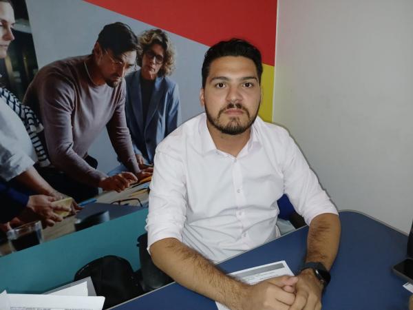 Secretário anuncia medidas para reabertura de boxes e fiscalização no Mercado Público Central