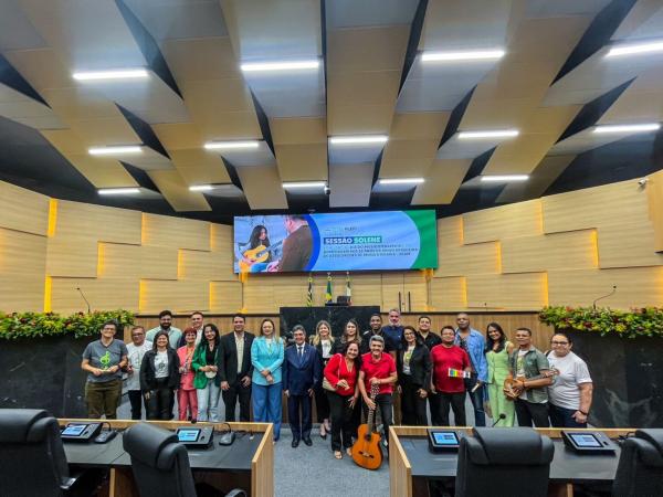 Ceir participa de sessão solene da Alepi em homenagem à musicoterapia