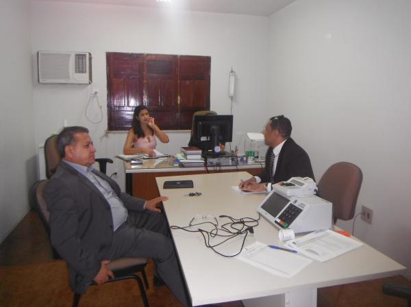 Justi&ccedil;a Eleitoral inicia insemina&ccedil;&atilde;o das urnas eletr&ocirc;nicas em Floriano.(Imagem:FlorianoNews)