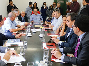 Governador define participação do MDB no governo