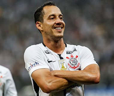 Carille defende Rodriguinho na Copa: "está fazendo por merecer"