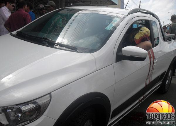Corretor &eacute; morto com 3 tiros na cabe&ccedil;a na Miguel Rosa.(Imagem:180graus)