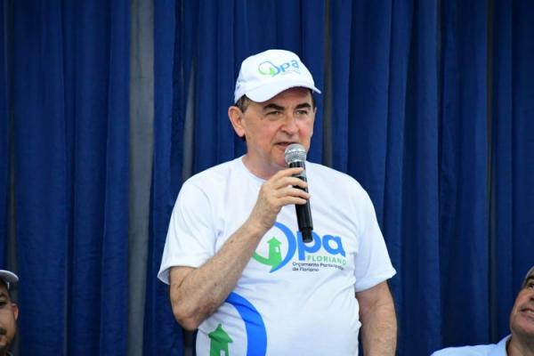 Prefeito Ant&ocirc;nio Reis (Imagem:Secom)