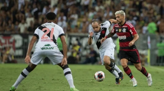 Flamengo: Vítor Pereira tem série de desafios para "arrumar a casa" em período sem jogos