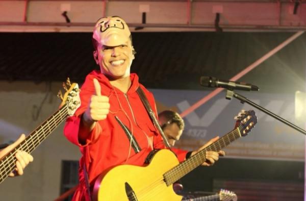 Carnaval da Fam&iacute;lia e festa no Cais: alegria contagia foli&otilde;es de todas as idades(Imagem:Secom)
