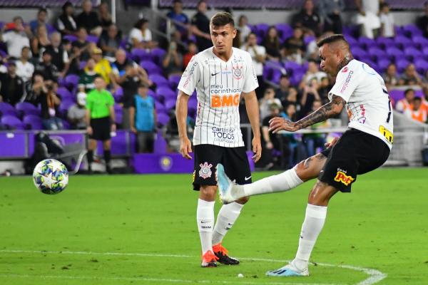 Análise: intenso e combativo, Corinthians já começa a ganhar nova cara com Tiago Nunes
