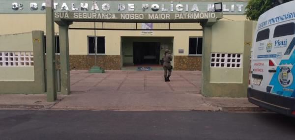 Residência é alvo de assalto em Floriano