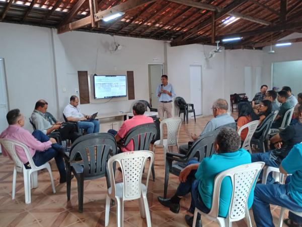 Reunião no Sindicato dos Trabalhadores Rurais de Floriano discute Seguro Garantia Safra 2024-2025(Imagem:FlorianoNews)