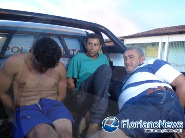 Pol&iacute;cia Militar de Floriano prende mais 6 integrantes de quadrilha que roubava caminh&otilde;es. (Imagem:FlorianoNews)