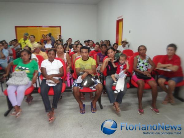 Fam&iacute;lias s&atilde;o beneficiadas com Agroamigo em Bar&atilde;o de Graja&uacute;.(Imagem:FN)