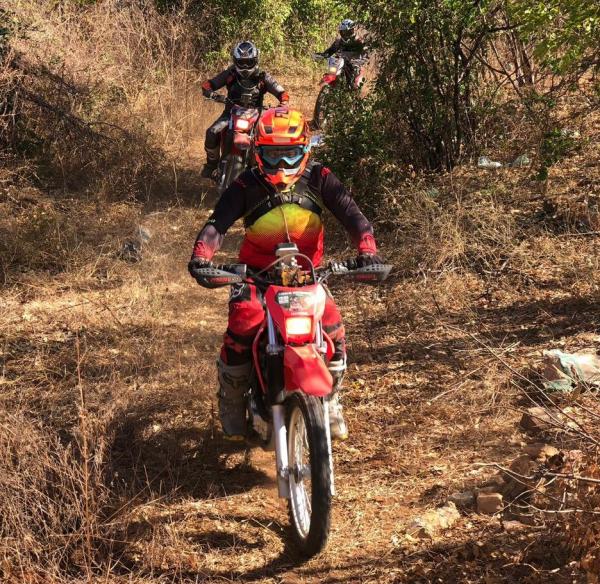 Enduro Serras Caracolenses reuniu dezenas de pilotos de moto e quadriciclo