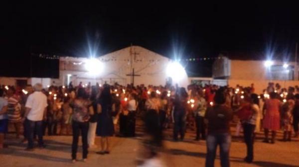 F&eacute; e devo&ccedil;&atilde;o marcam encerramento dos festejos de Santa Cruz em Floriano.(Imagem:FlorianoNews)