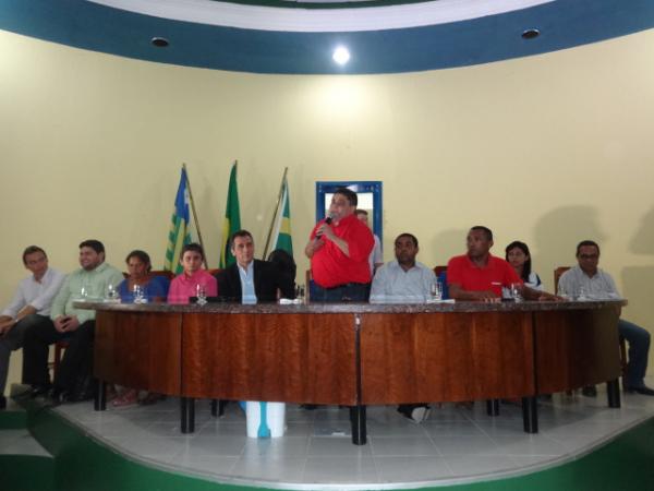 Realizada em Floriano Audi&ecirc;ncia P&uacute;blica sobre a CPI da Telefonia.(Imagem:FlorianoNews)