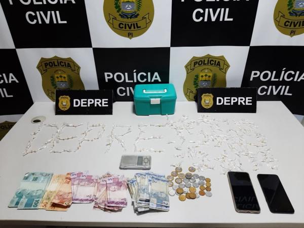 Mãe agride policiais para evitar prisão do filho em Teresina e família é presa por tráfico de drogas