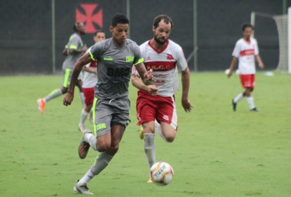 Termos entre Vasco e Atlético são finalizados, anúncio fica pela assinatura, e Marrony irá a São Jan