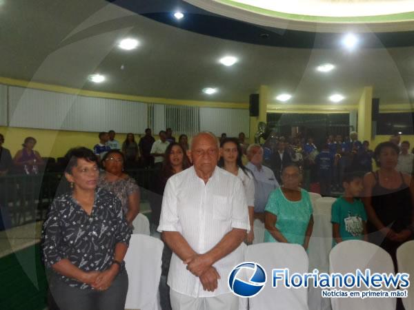 Medalha do M&eacute;rito Agr&ocirc;nomo Parentes &eacute; concedida ao Rep&oacute;rter Amarelinho e ao Prof. Luiz Paulo.(Imagem:FlorianoNews)