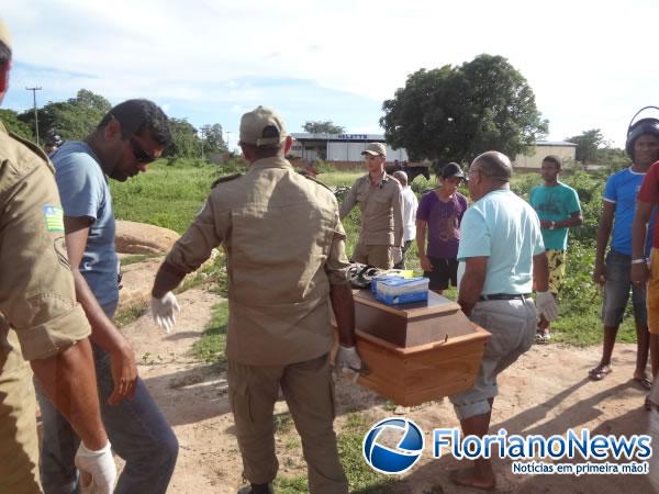 Adolescente é encontrado morto dentro de lago do cano da Agespisa em Floriano.(Imagem:FlorianoNews)