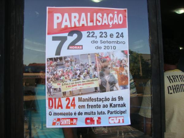 Cartaz do Sinte - Paralisa&ccedil;&atilde;o dos Professores(Imagem:Amarelinho)