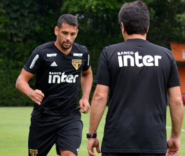 Diego Souza é dúvida no São Paulo para a partida contra o Cruzeiro
